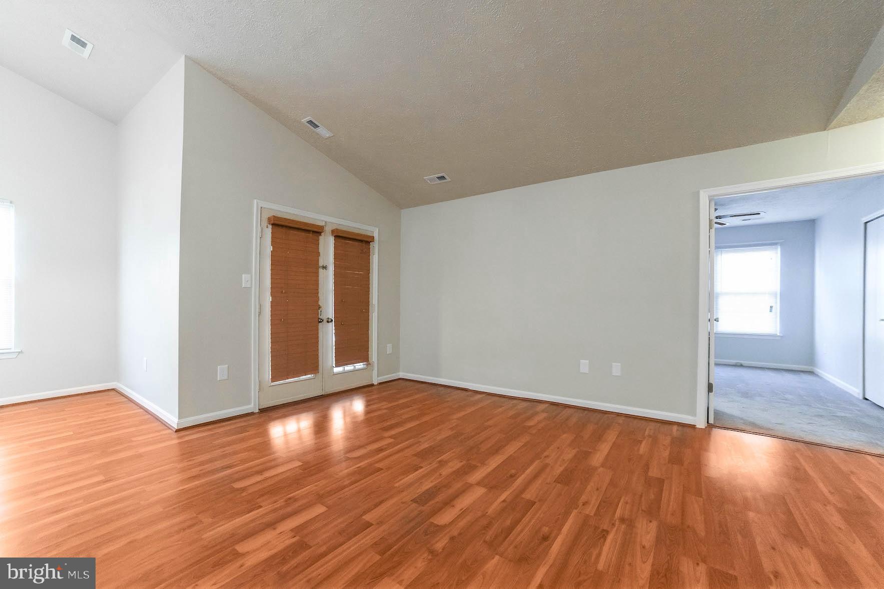 LANCASTER / WESTLAKE VILLAGE - Residential