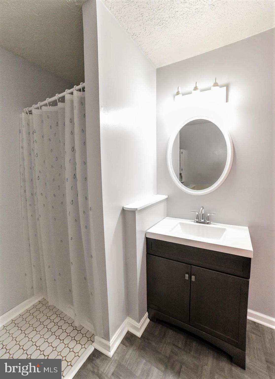 LANCASTER / WESTLAKE VILLAGE - Residential