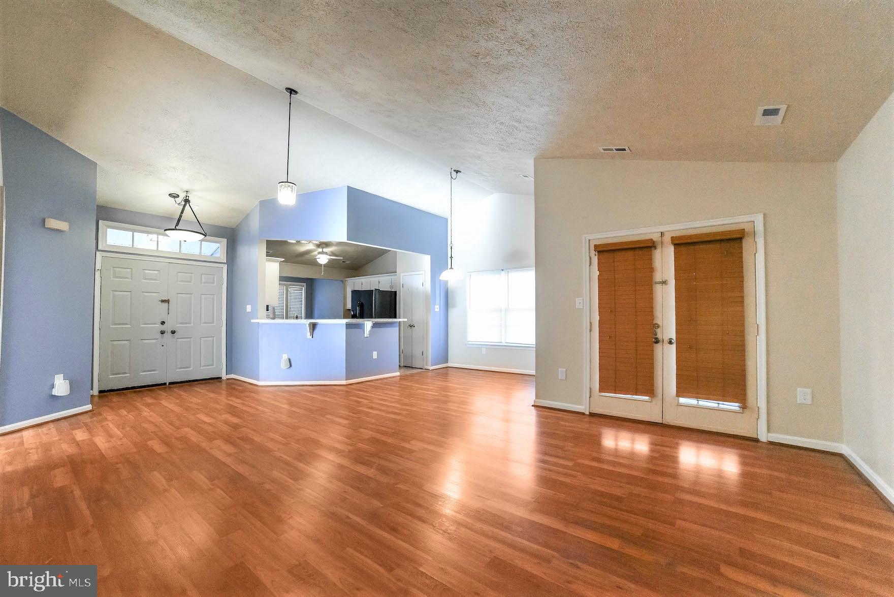 LANCASTER / WESTLAKE VILLAGE - Residential