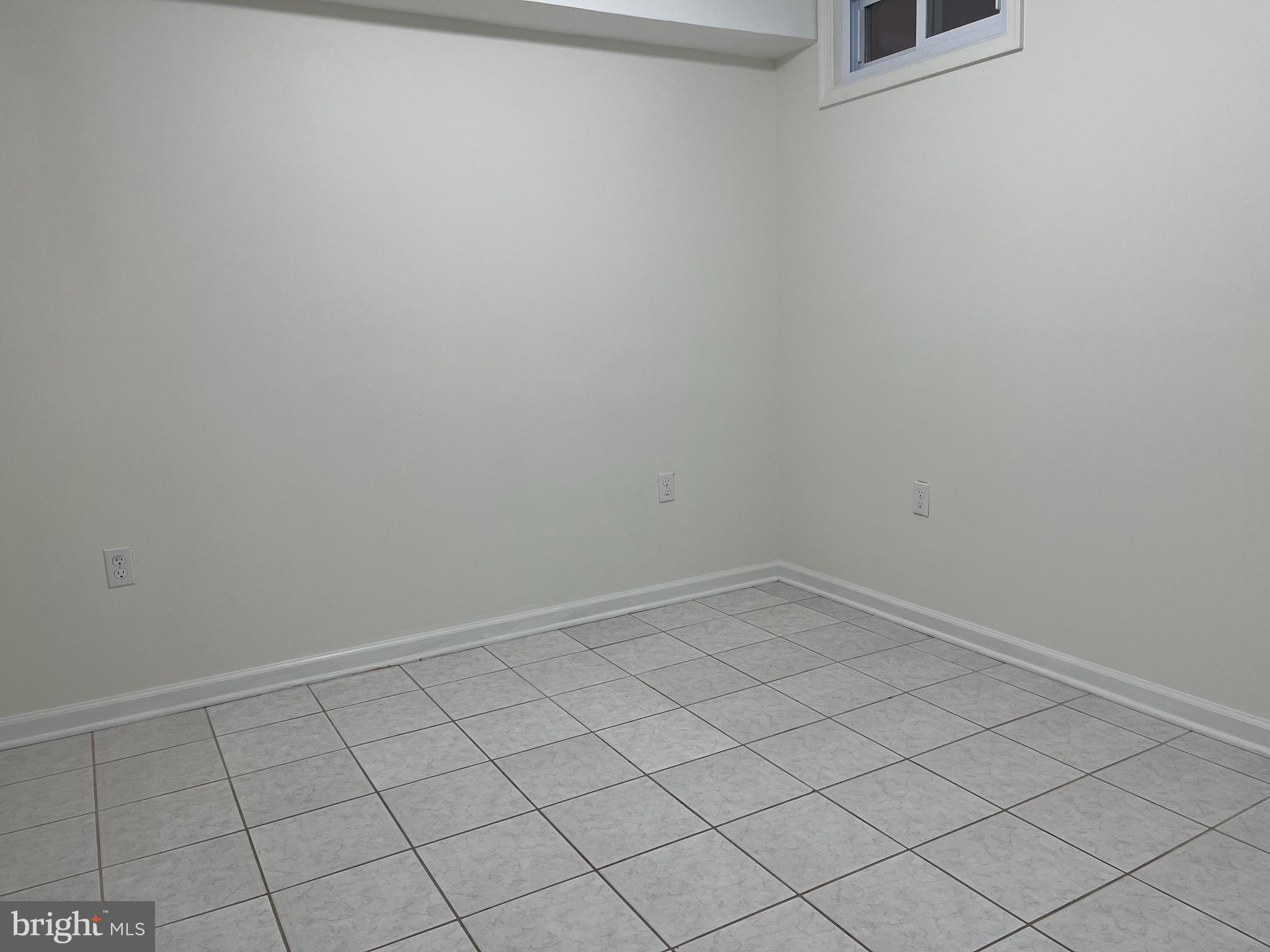 HAMMONDS MILL - Residential Lease