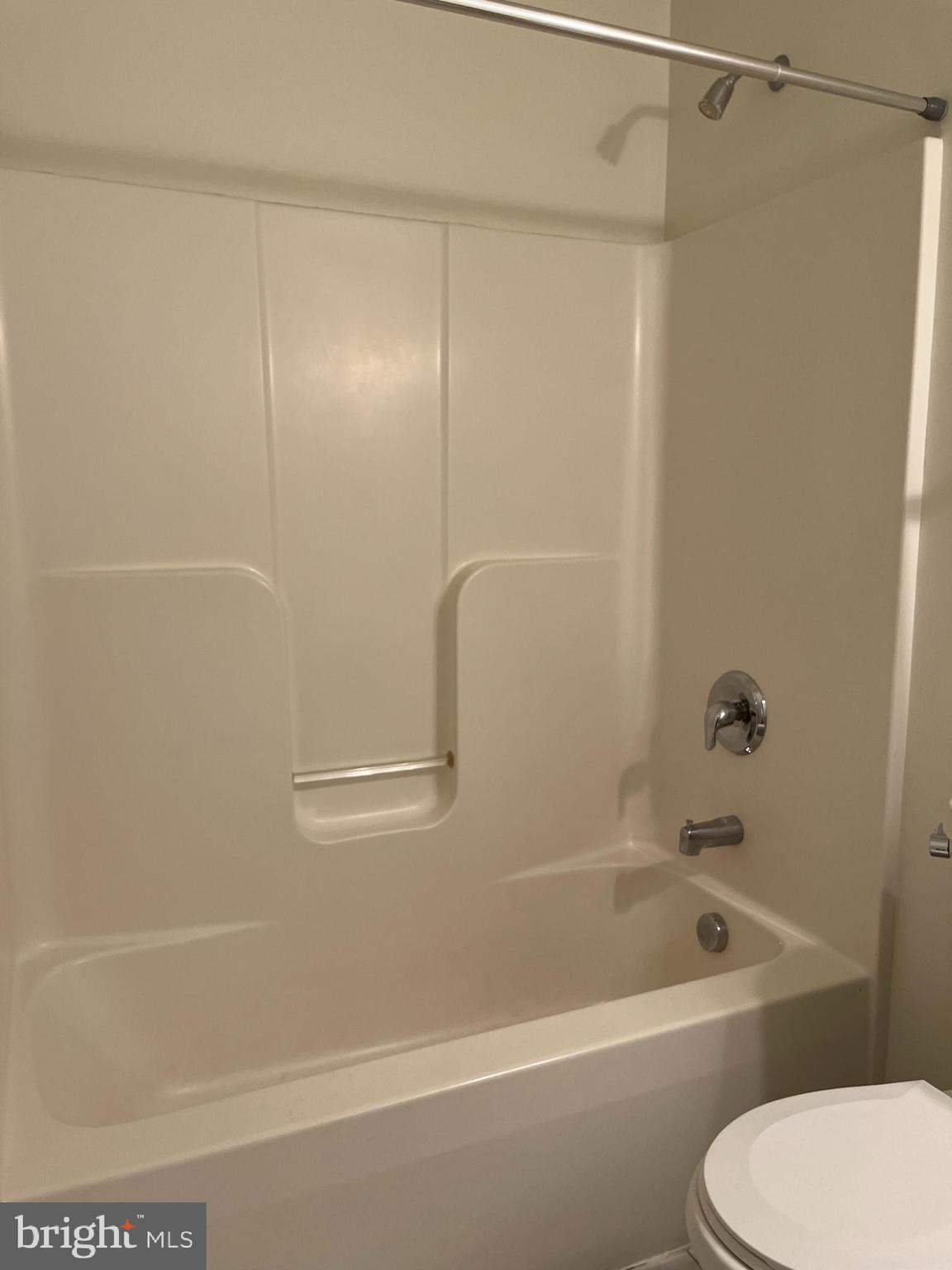 HAMMONDS MILL - Residential Lease