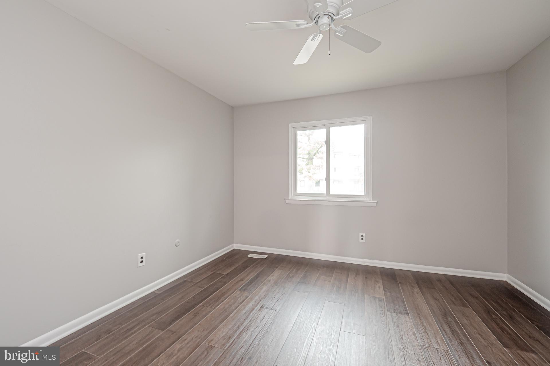 SUMMIT HOUSE - Residential Lease