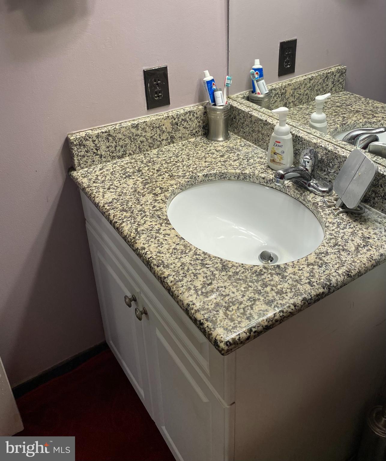 SUMMERTREE CONDO APTS - Residential