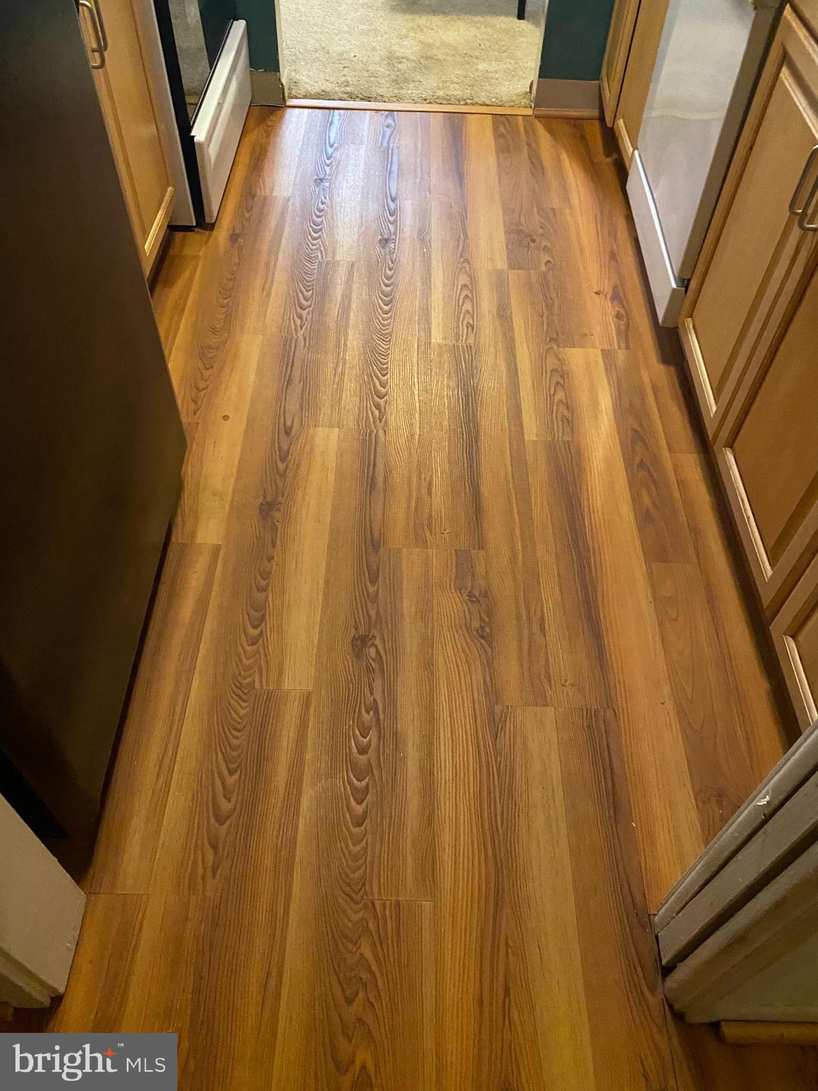 SUMMERTREE CONDO APTS - Residential