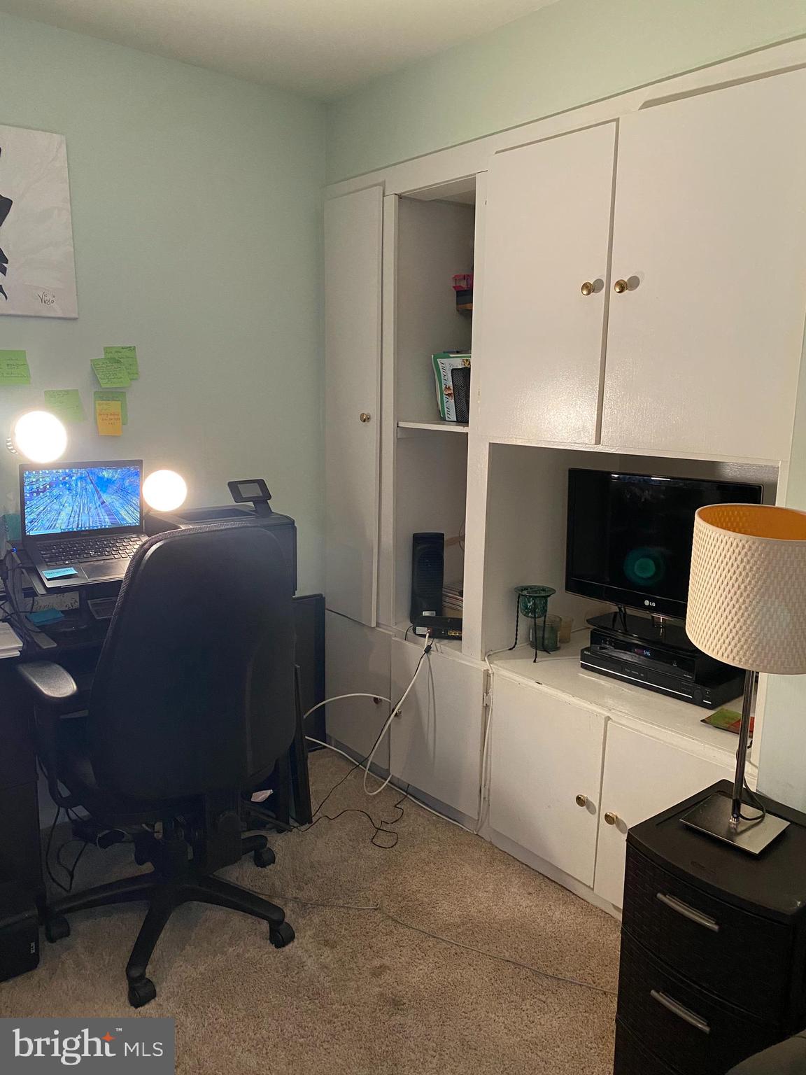 SUMMERTREE CONDO APTS - Residential