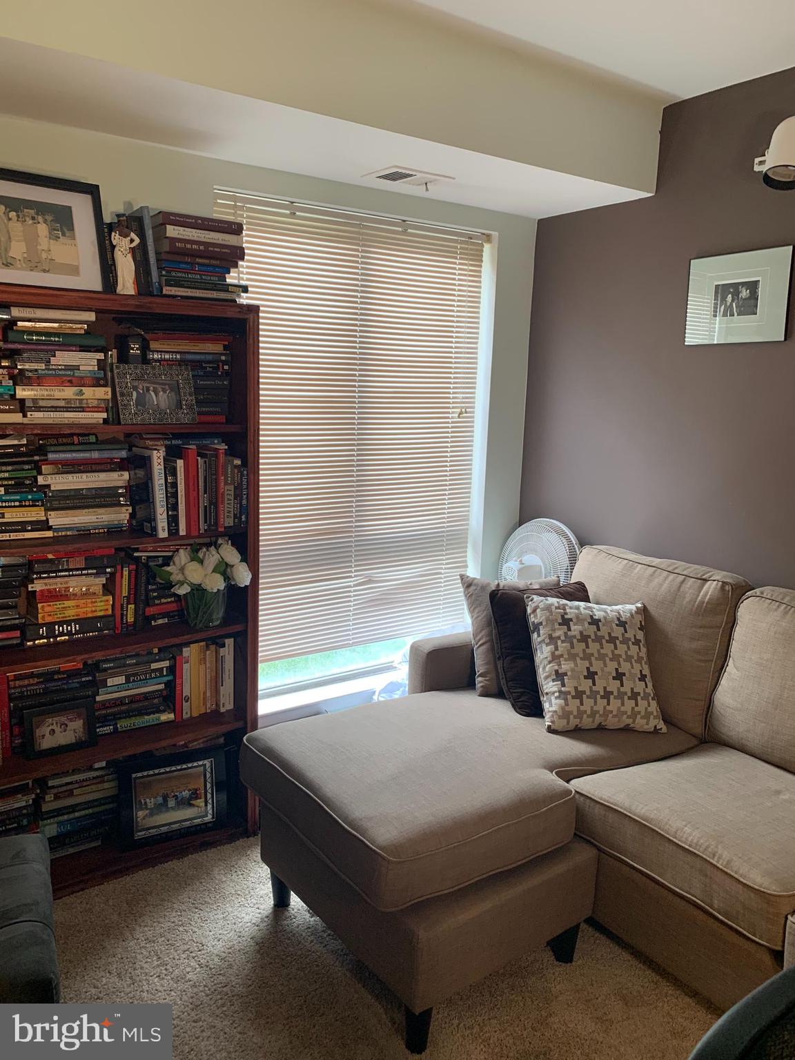 SUMMERTREE CONDO APTS - Residential