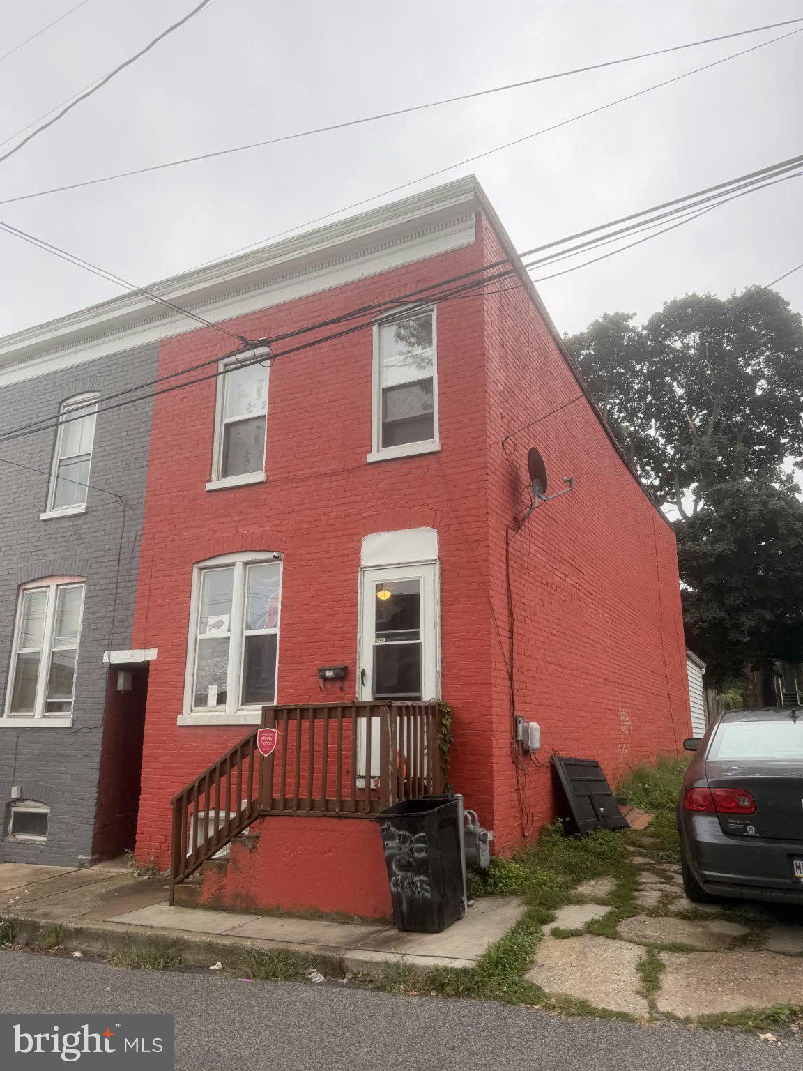 326 E GAS AVENUE