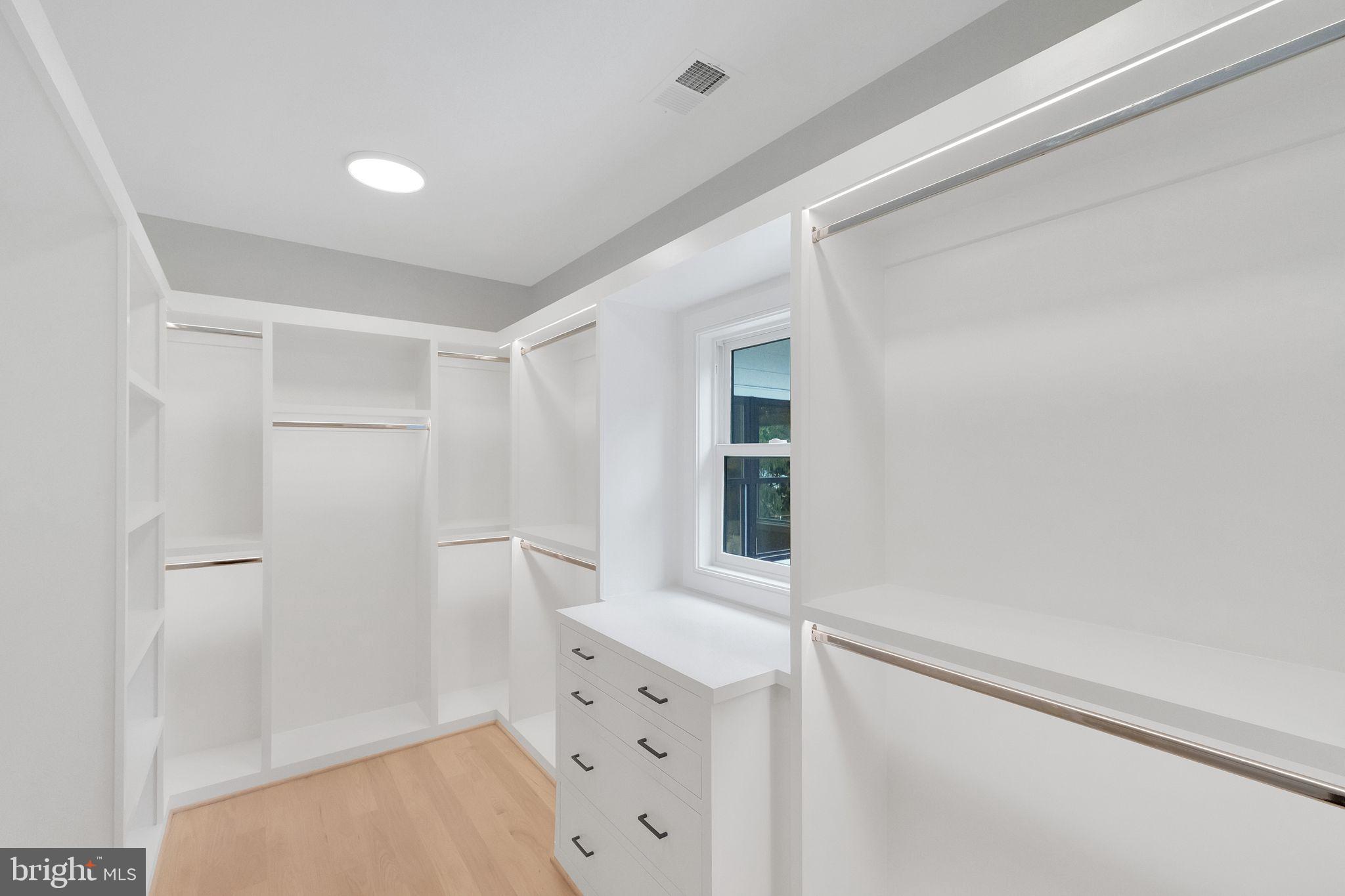 POTOMAC HILLS - Residential