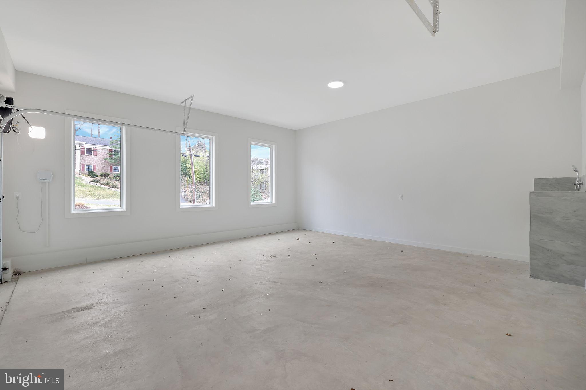 POTOMAC HILLS - Residential