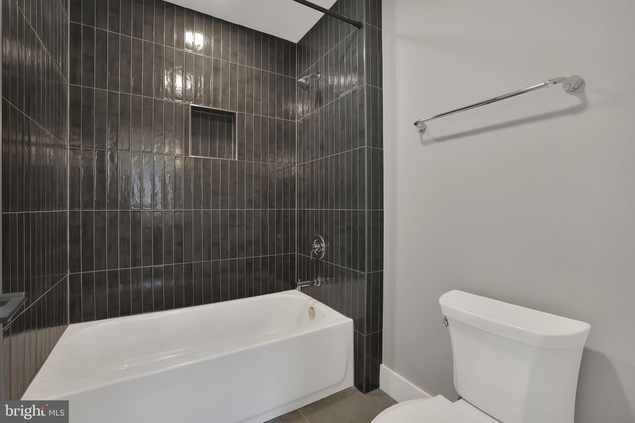 POTOMAC HILLS - Residential