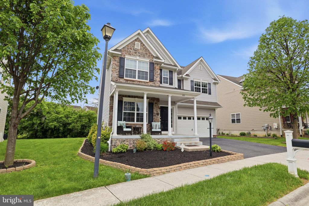 Photo of 505 Brookshire Drive, LANCASTER, PA 17601 (MLS # PALA2082622)