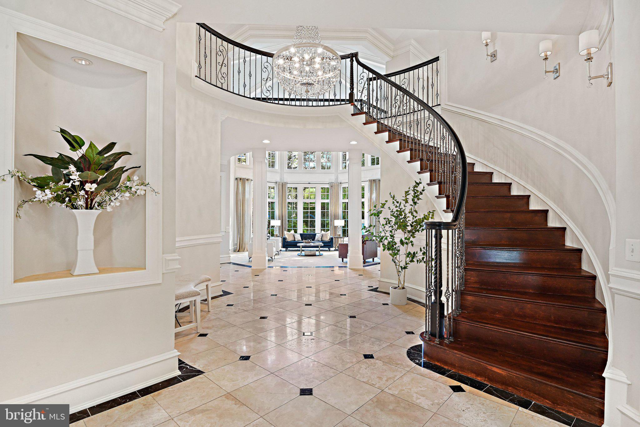 903 DOUGLASS DRIVE
