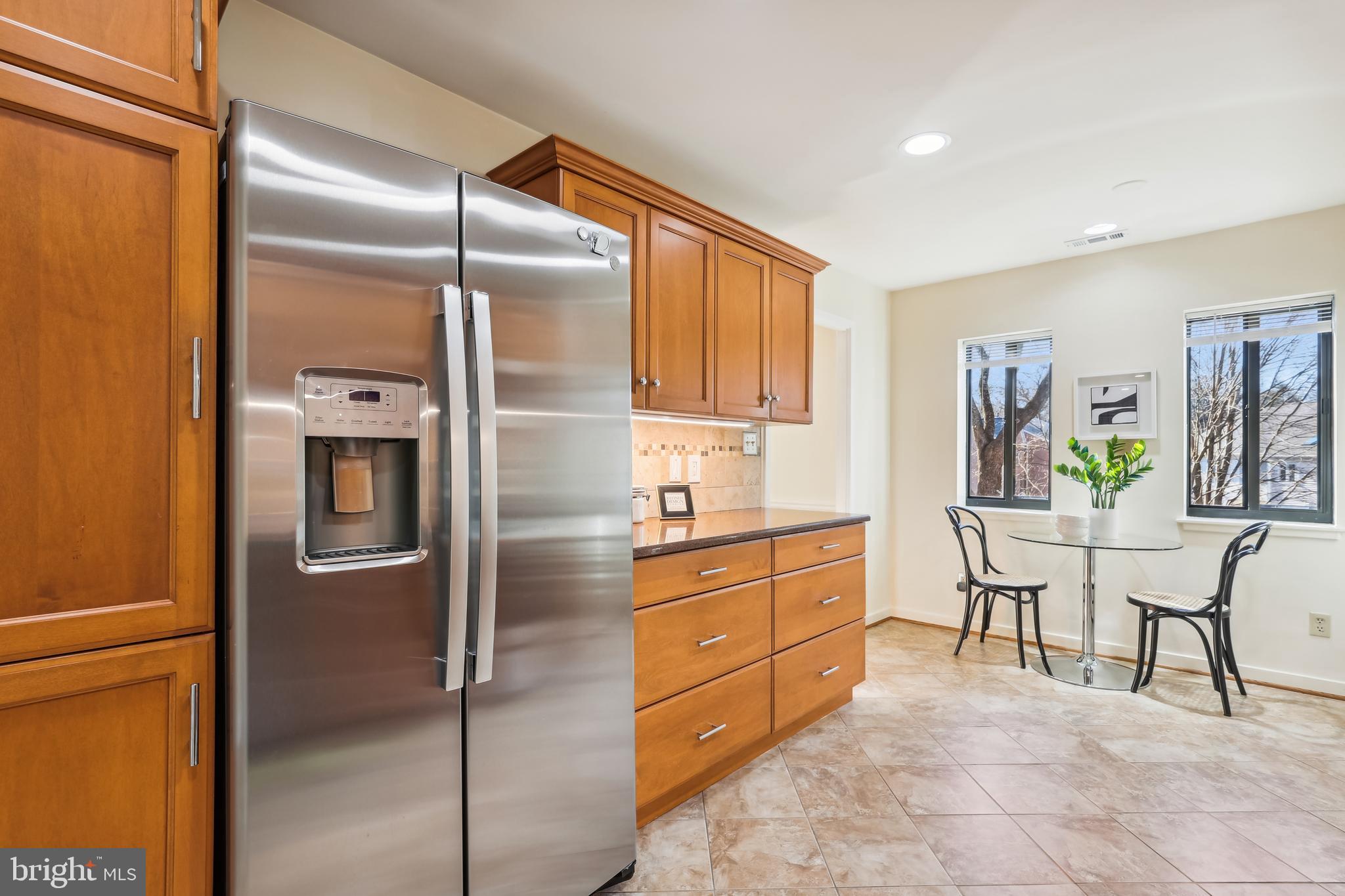 WATERFORD SQUARE - Residential