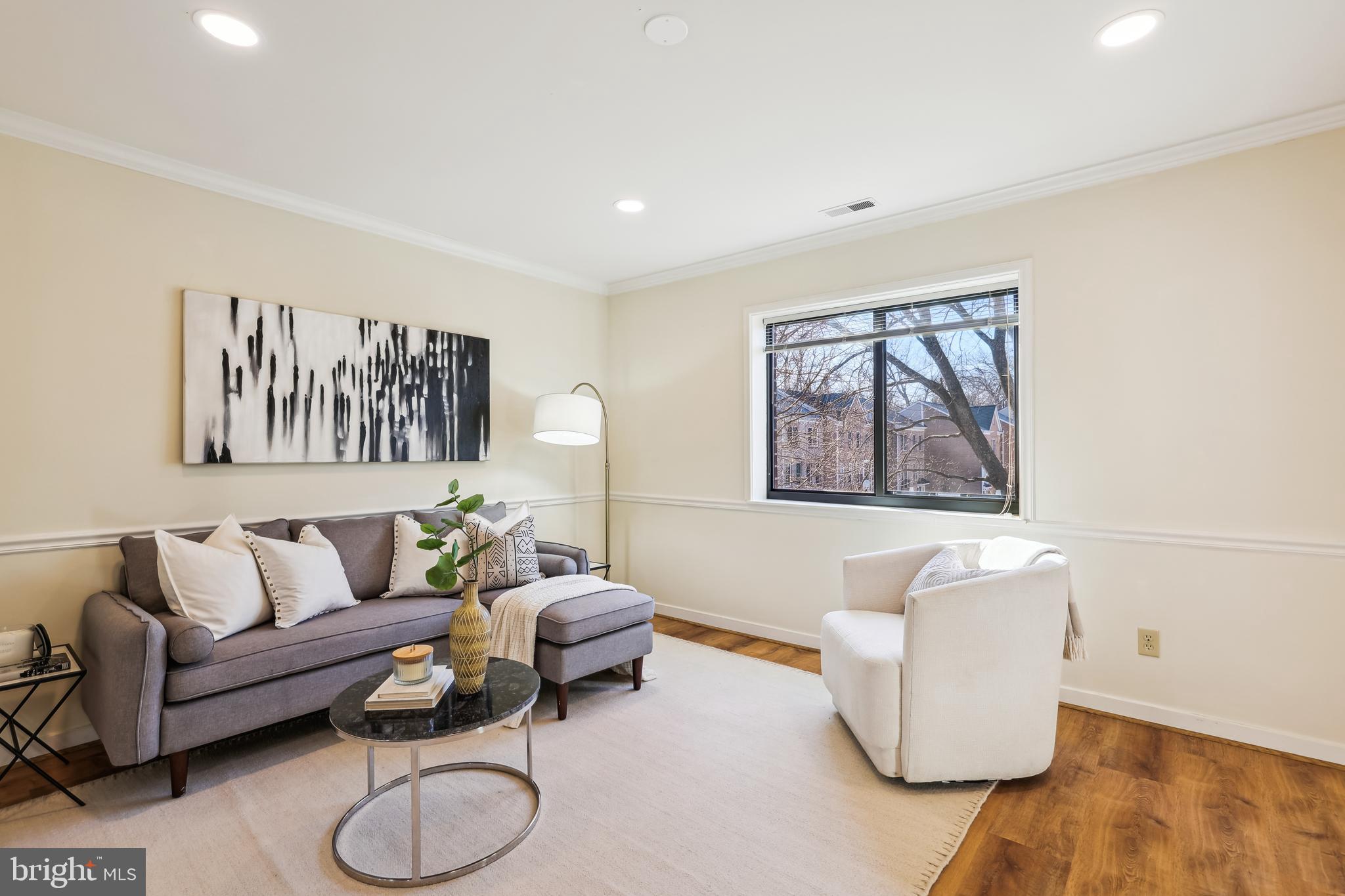 WATERFORD SQUARE - Residential