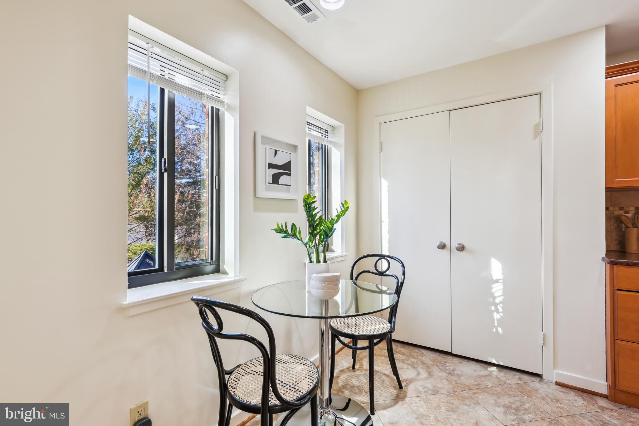 WATERFORD SQUARE - Residential