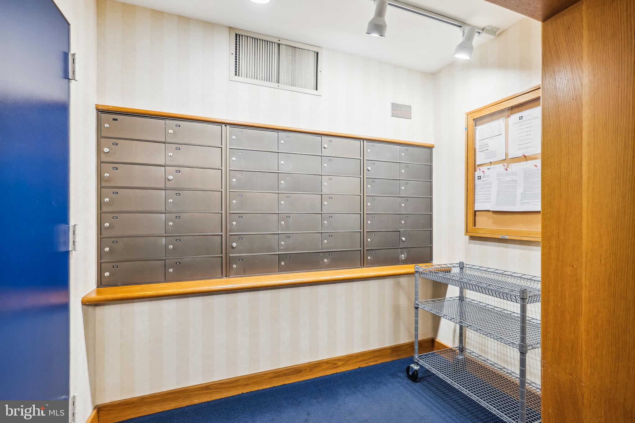 WATERFORD SQUARE - Residential