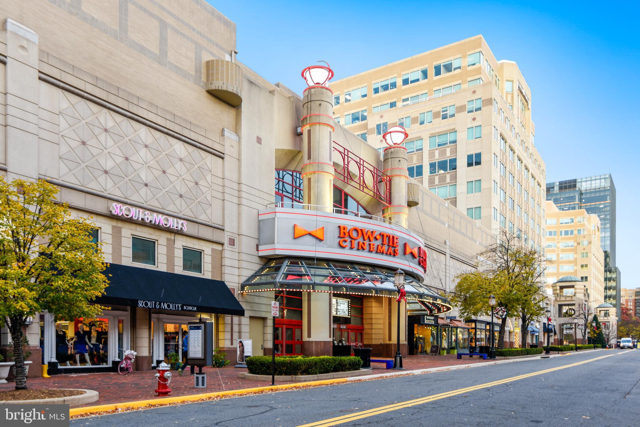 WATERFORD SQUARE - Residential