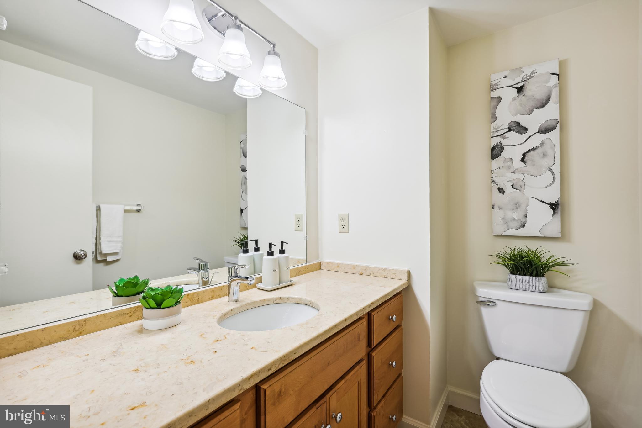 WATERFORD SQUARE - Residential