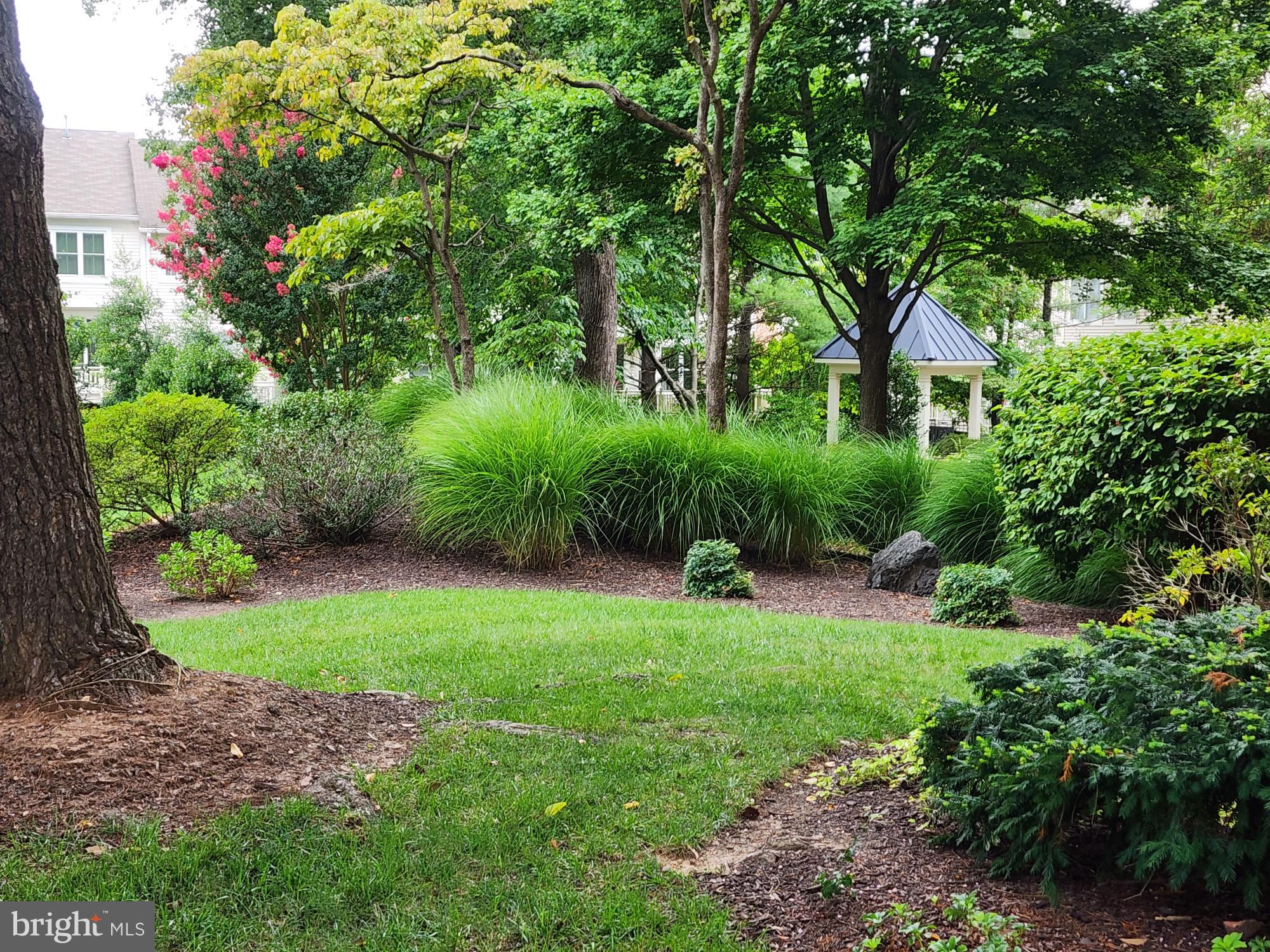 WATERFORD SQUARE - Residential