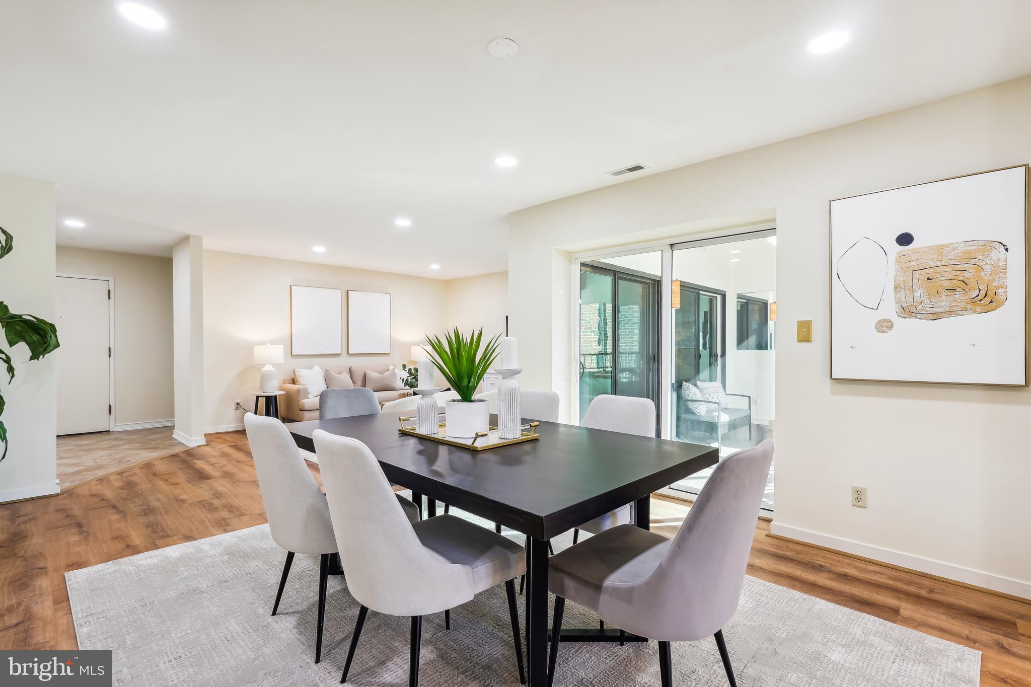 WATERFORD SQUARE - Residential