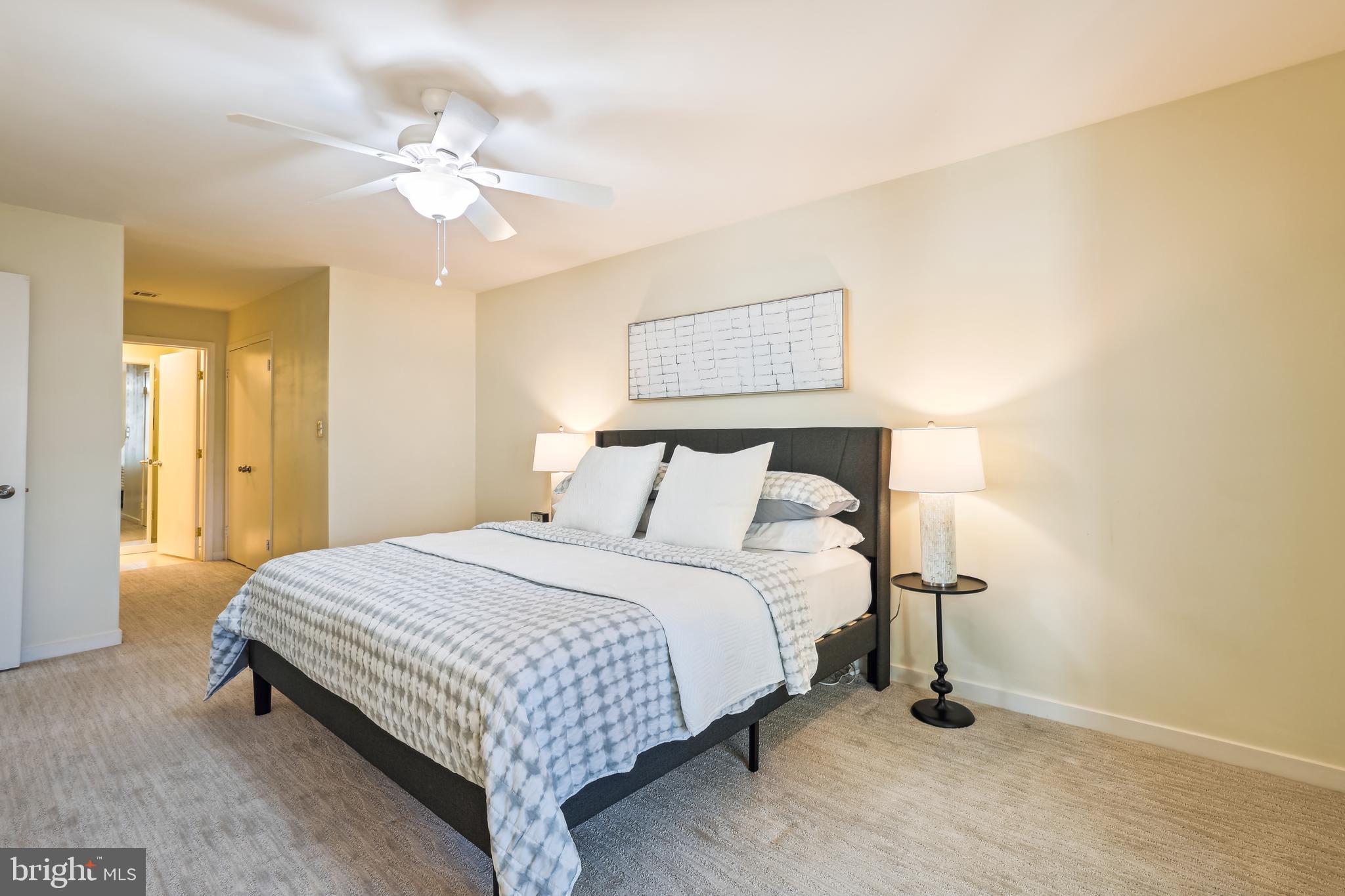 WATERFORD SQUARE - Residential