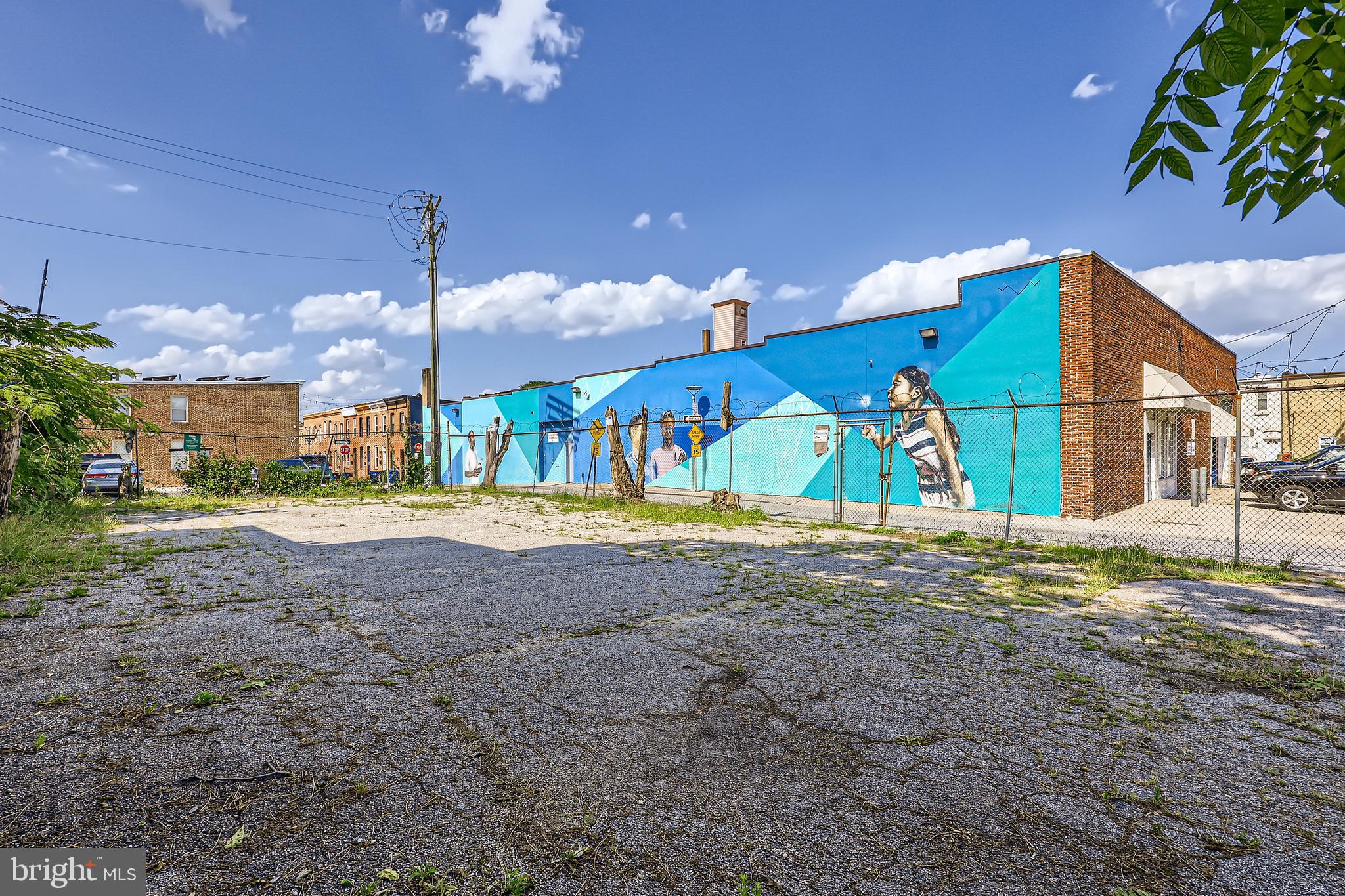 BUTCHERS HILL - Commercial Lease