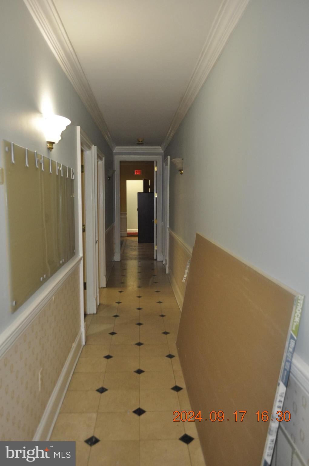 BUTCHERS HILL - Commercial Lease