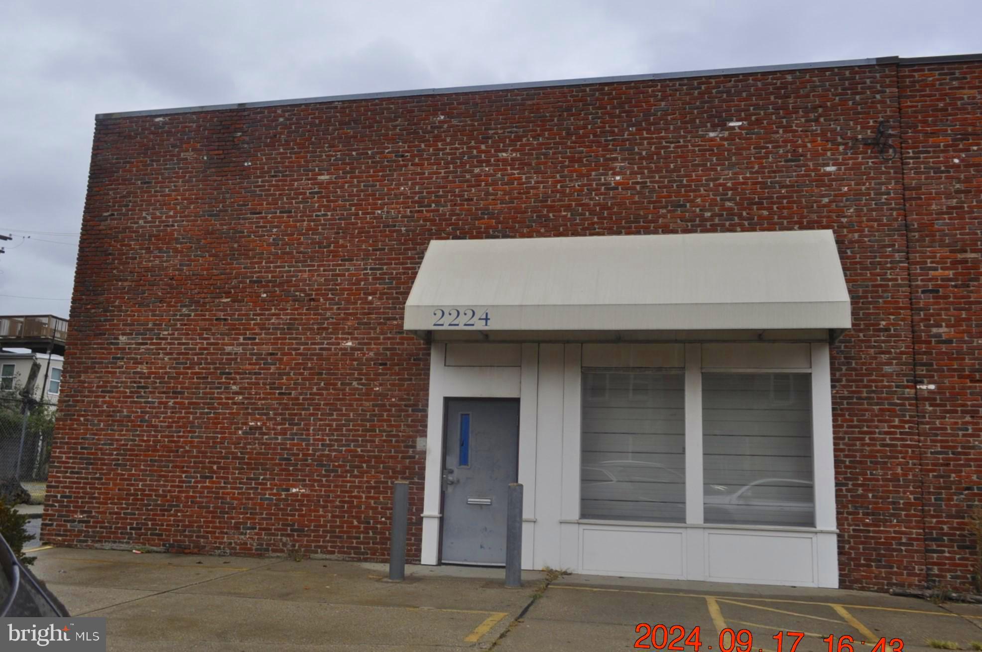BUTCHERS HILL - Commercial Lease