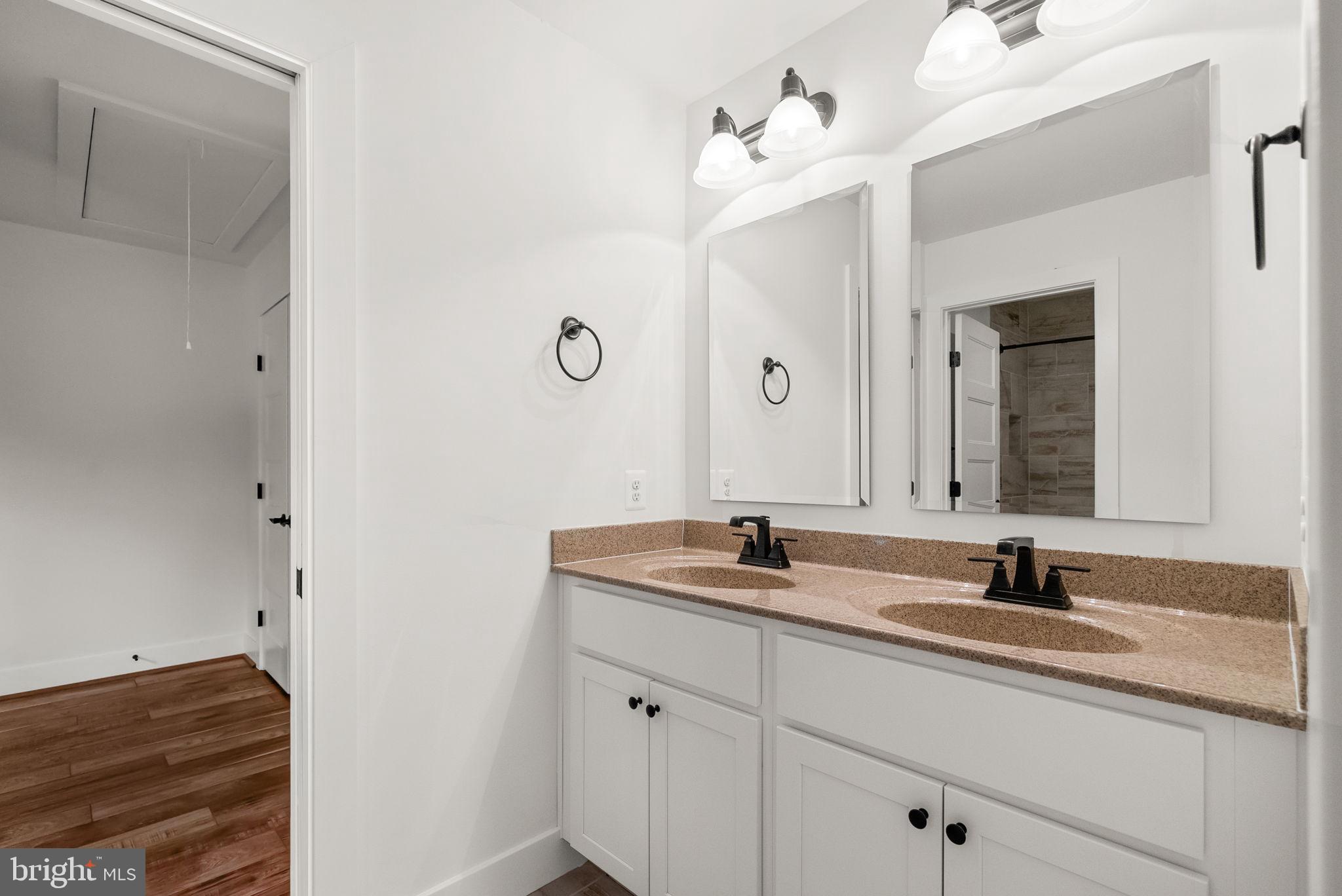 OWINGS BEACH - Residential