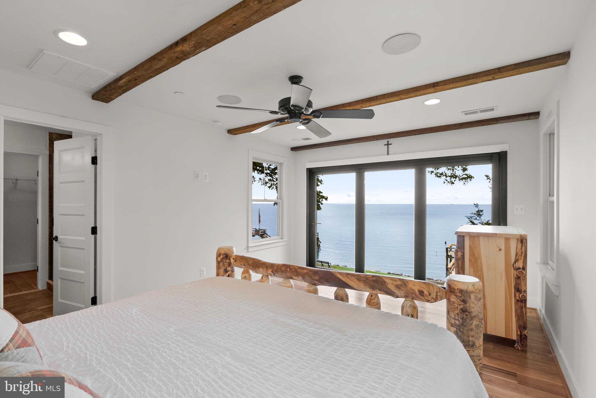 OWINGS BEACH - Residential