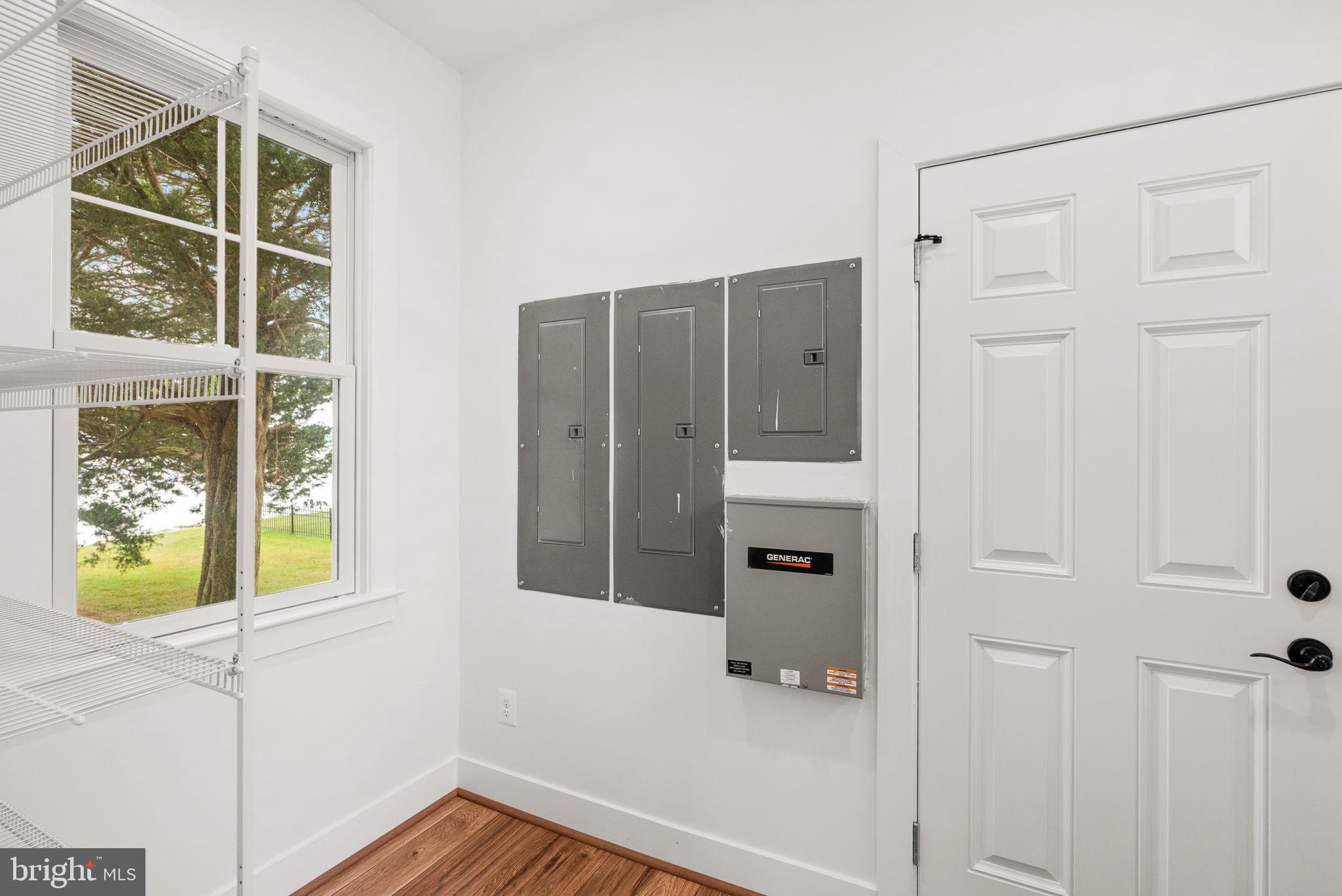 OWINGS BEACH - Residential