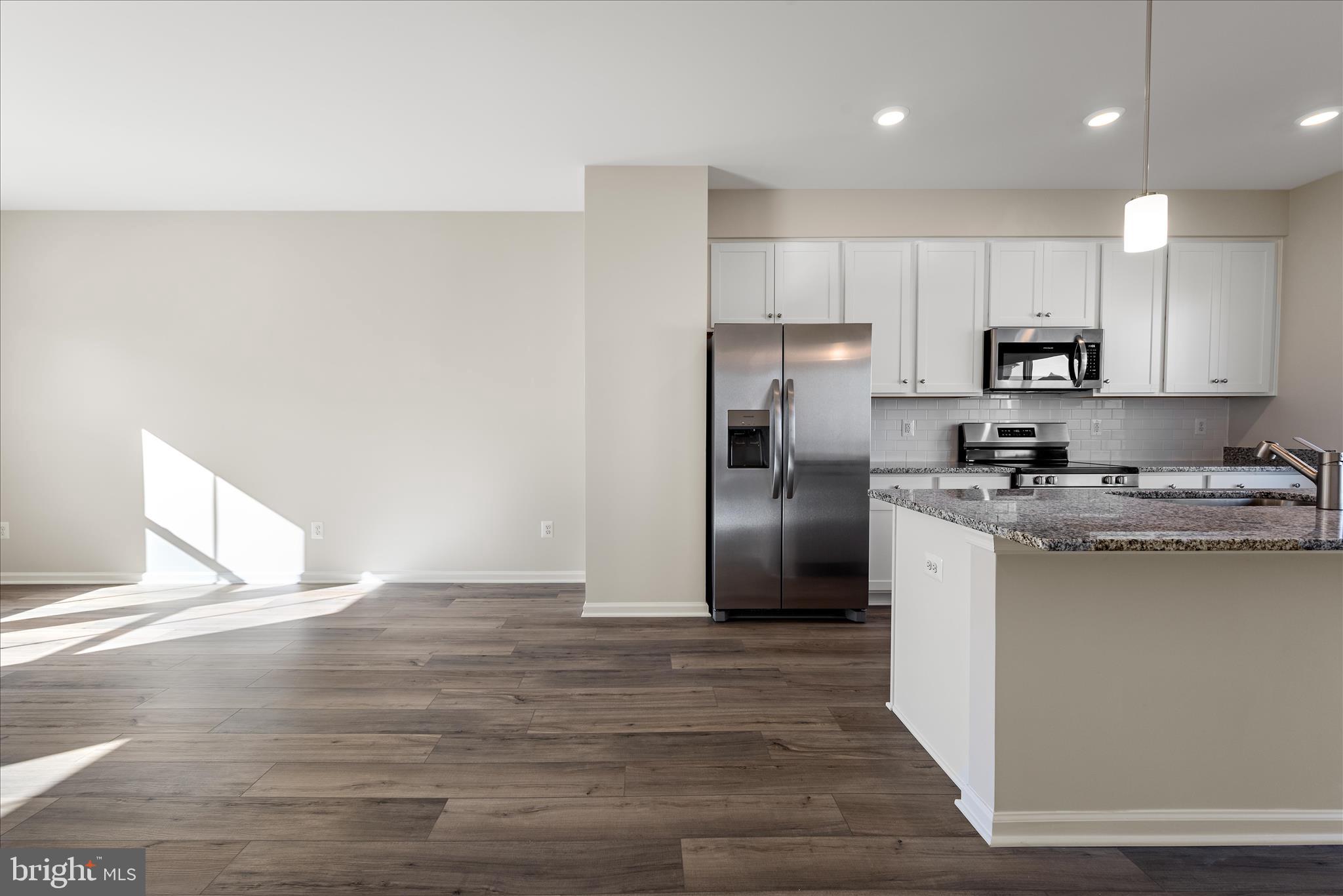 RED CLOVER MEADOWS - Residential Lease