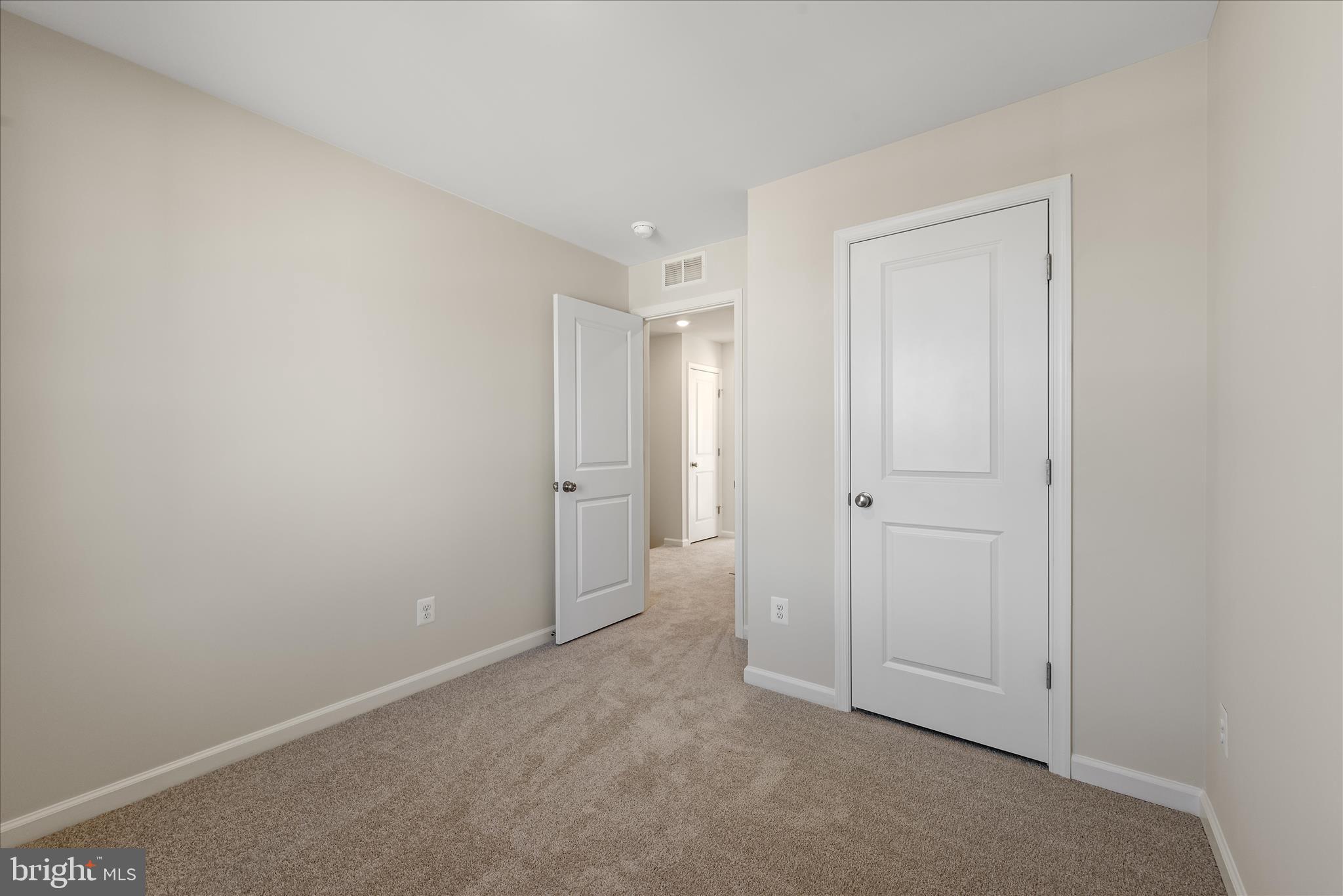 RED CLOVER MEADOWS - Residential Lease