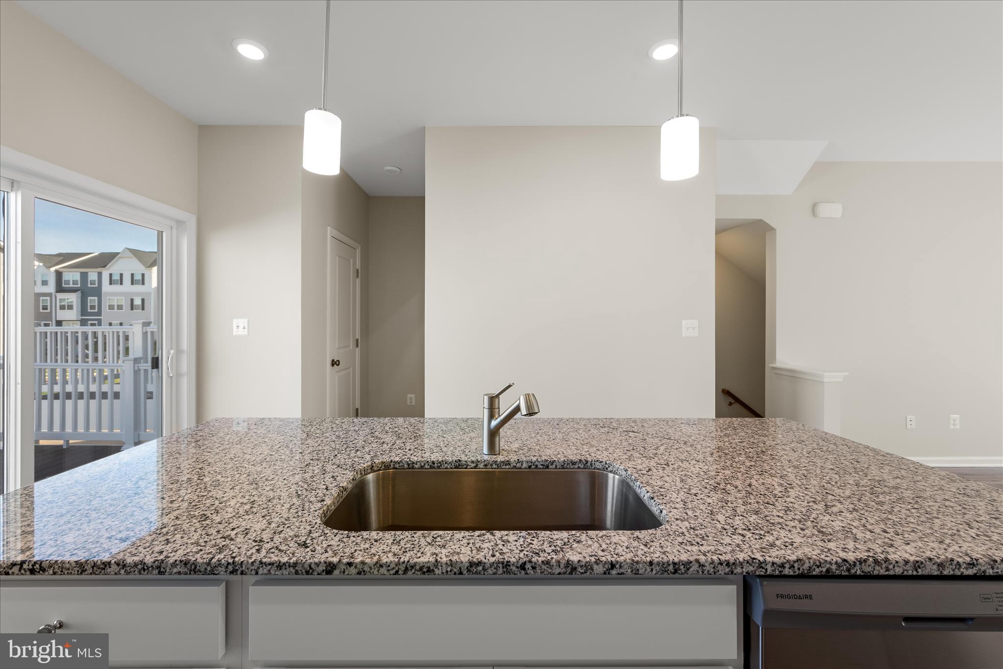 RED CLOVER MEADOWS - Residential Lease