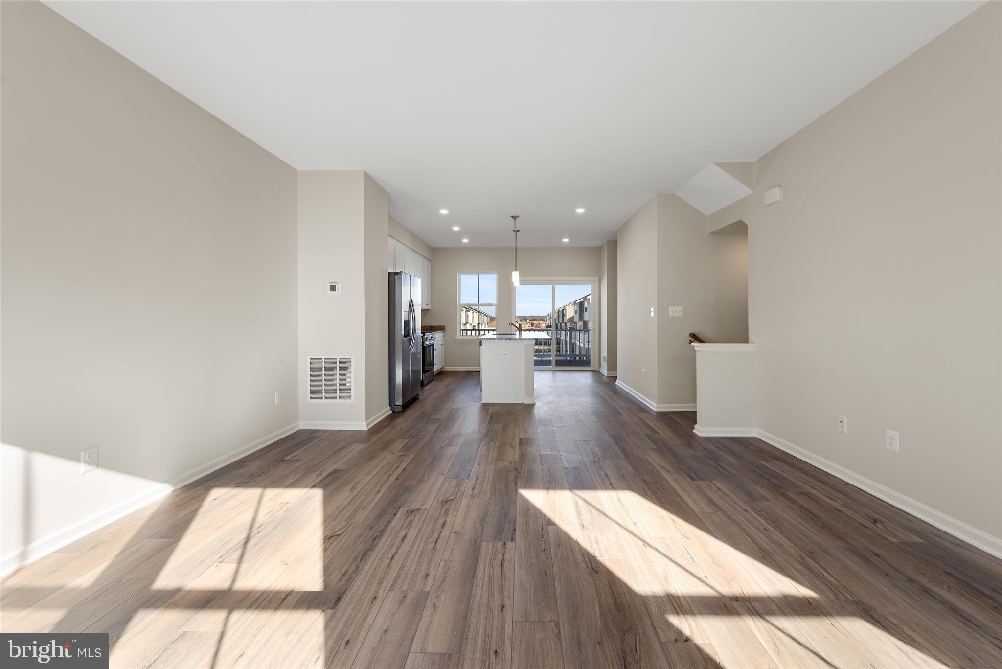 RED CLOVER MEADOWS - Residential Lease