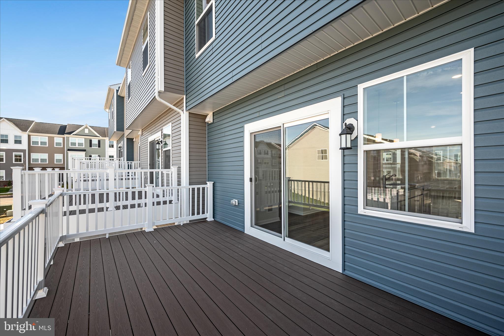 RED CLOVER MEADOWS - Residential Lease