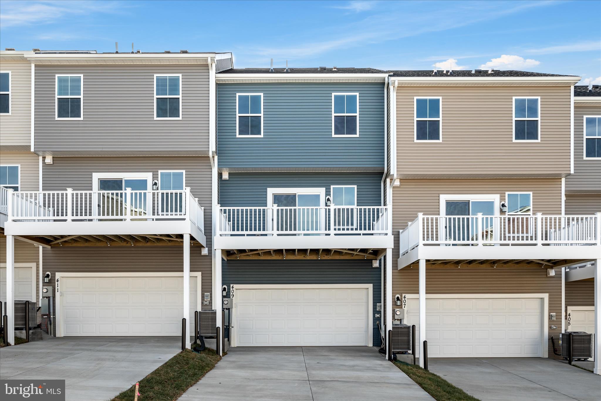 RED CLOVER MEADOWS - Residential Lease