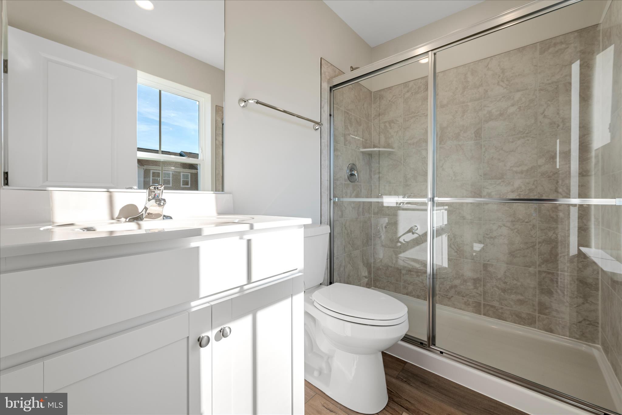 RED CLOVER MEADOWS - Residential Lease