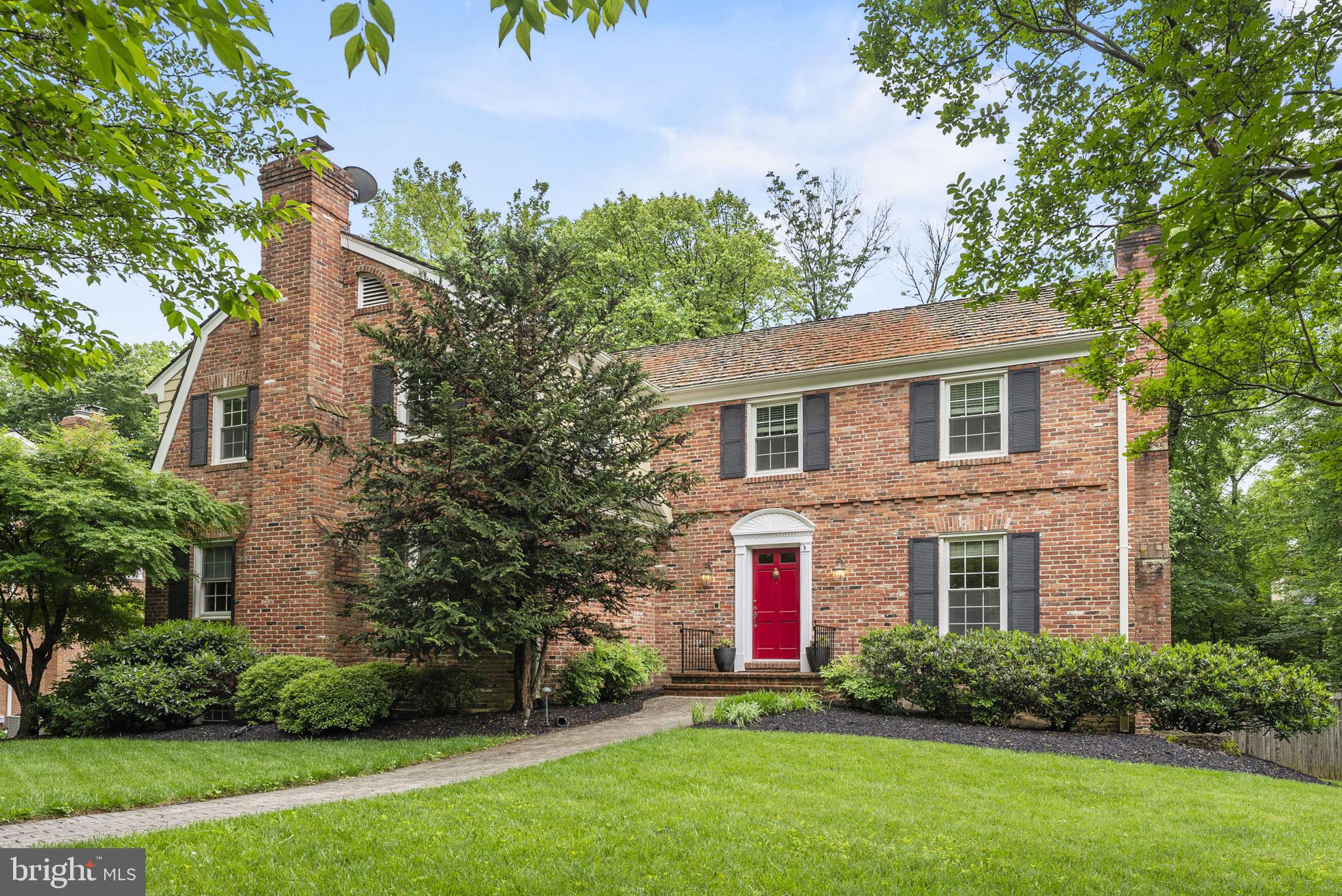 RIVER FALLS - Residential