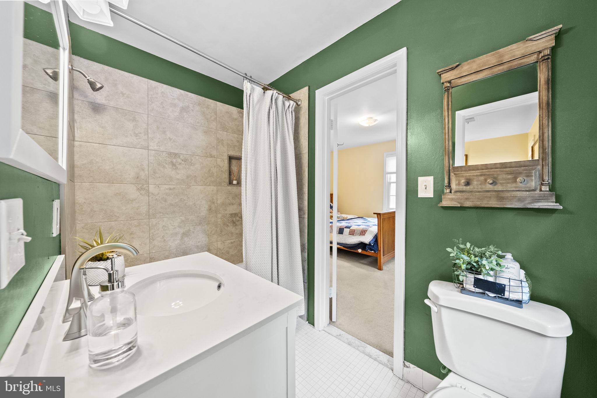 RIVER FALLS - Residential