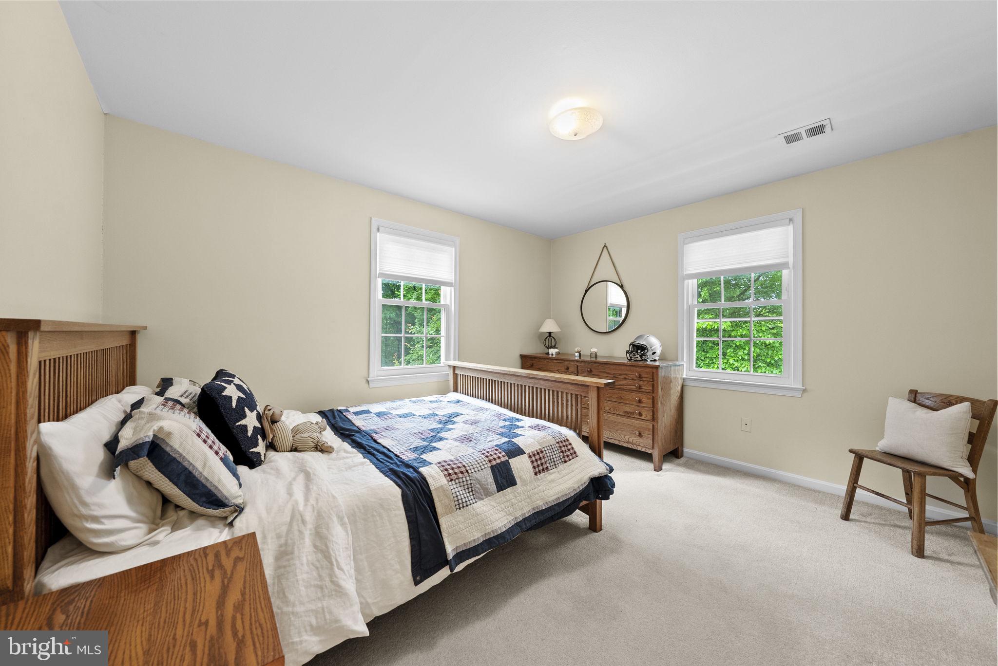 RIVER FALLS - Residential