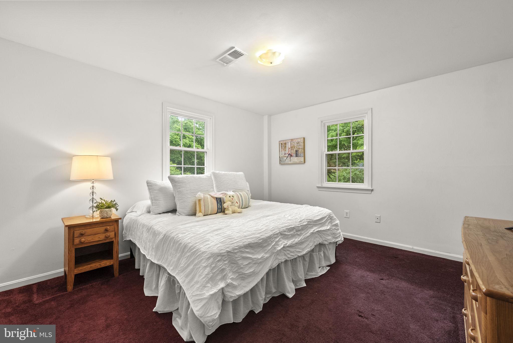 RIVER FALLS - Residential