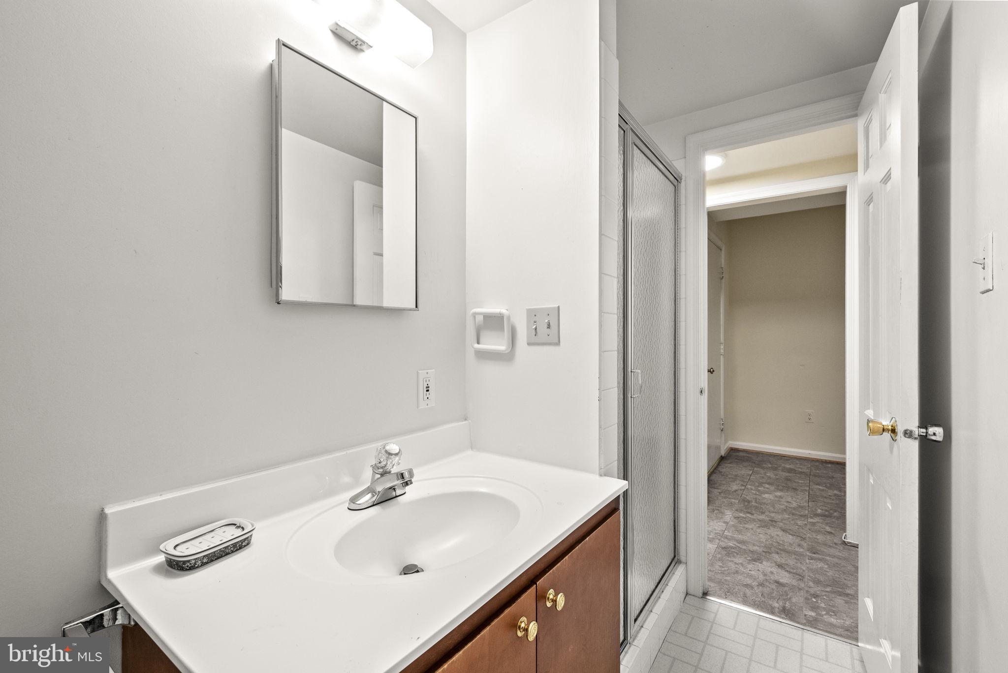 RIVER FALLS - Residential