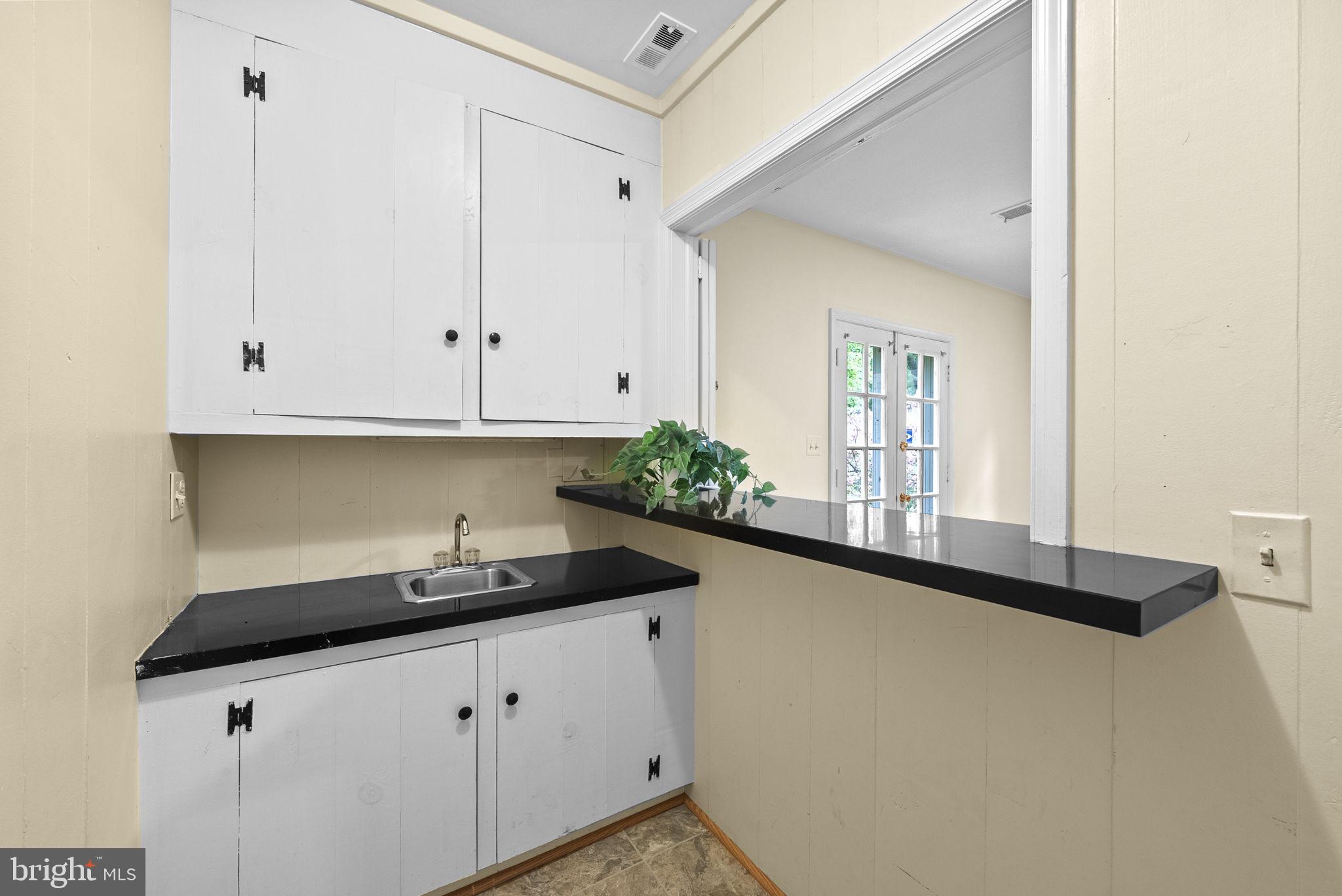 RIVER FALLS - Residential