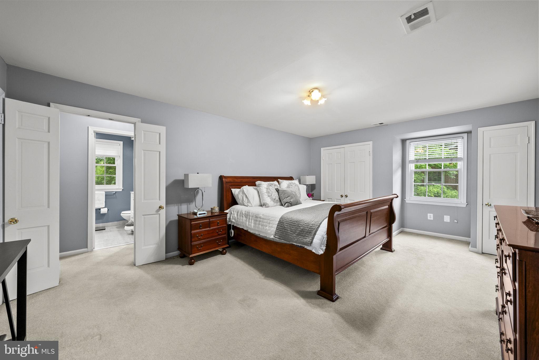 RIVER FALLS - Residential