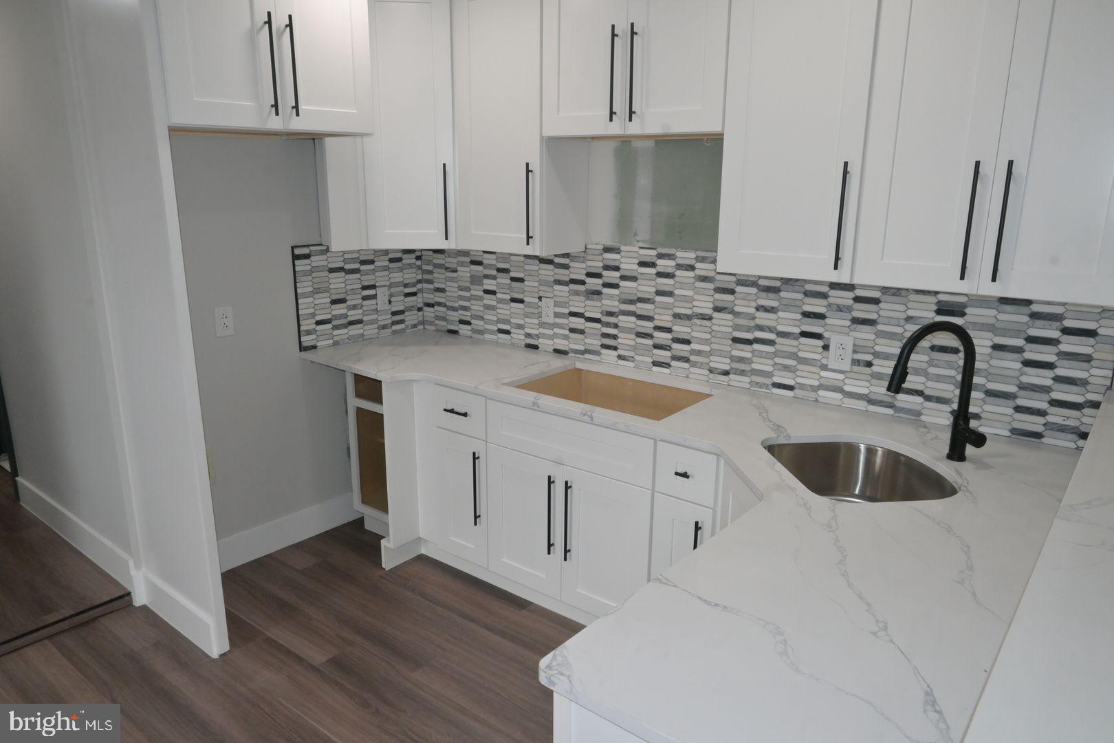 PHILADELPHIA - Residential