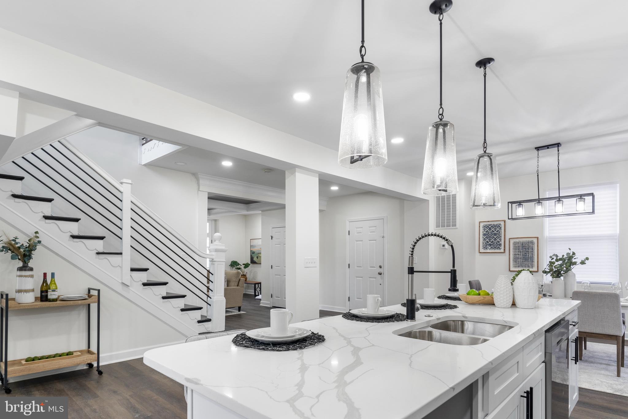 ASHBURTON HISTORIC DISTRICT - Residential