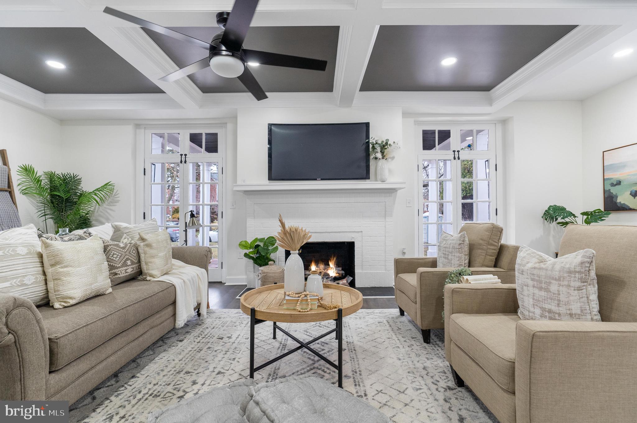 ASHBURTON HISTORIC DISTRICT - Residential