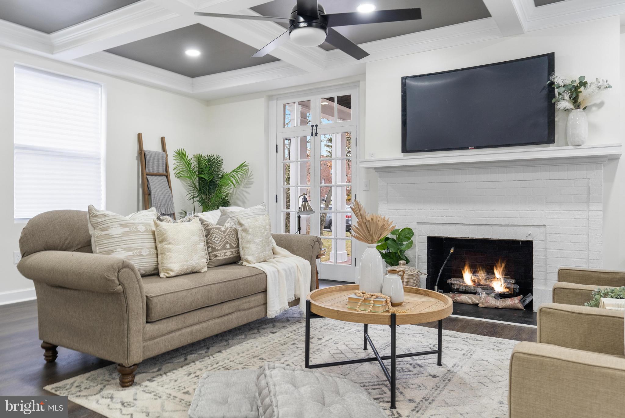 ASHBURTON HISTORIC DISTRICT - Residential