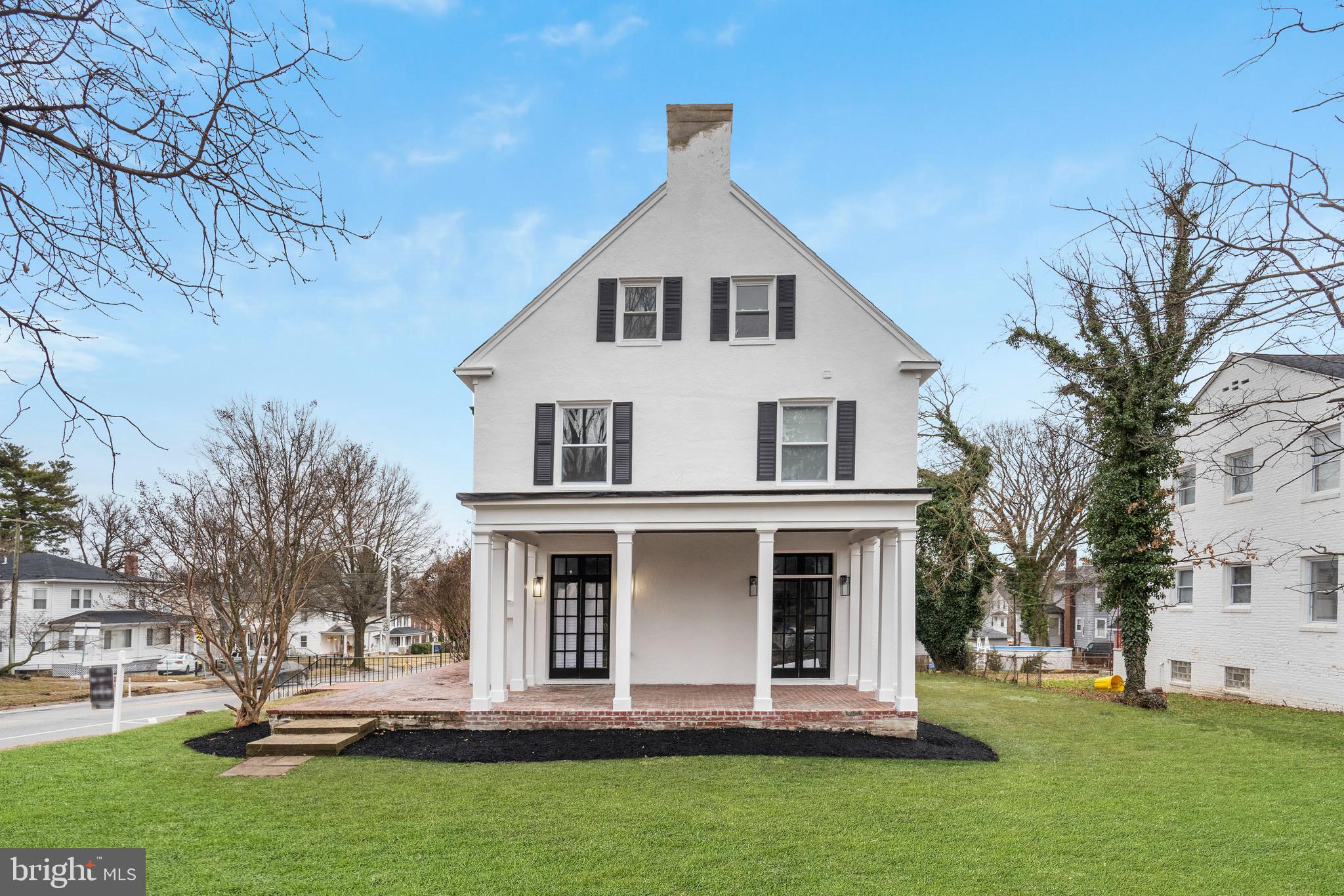 ASHBURTON HISTORIC DISTRICT - Residential